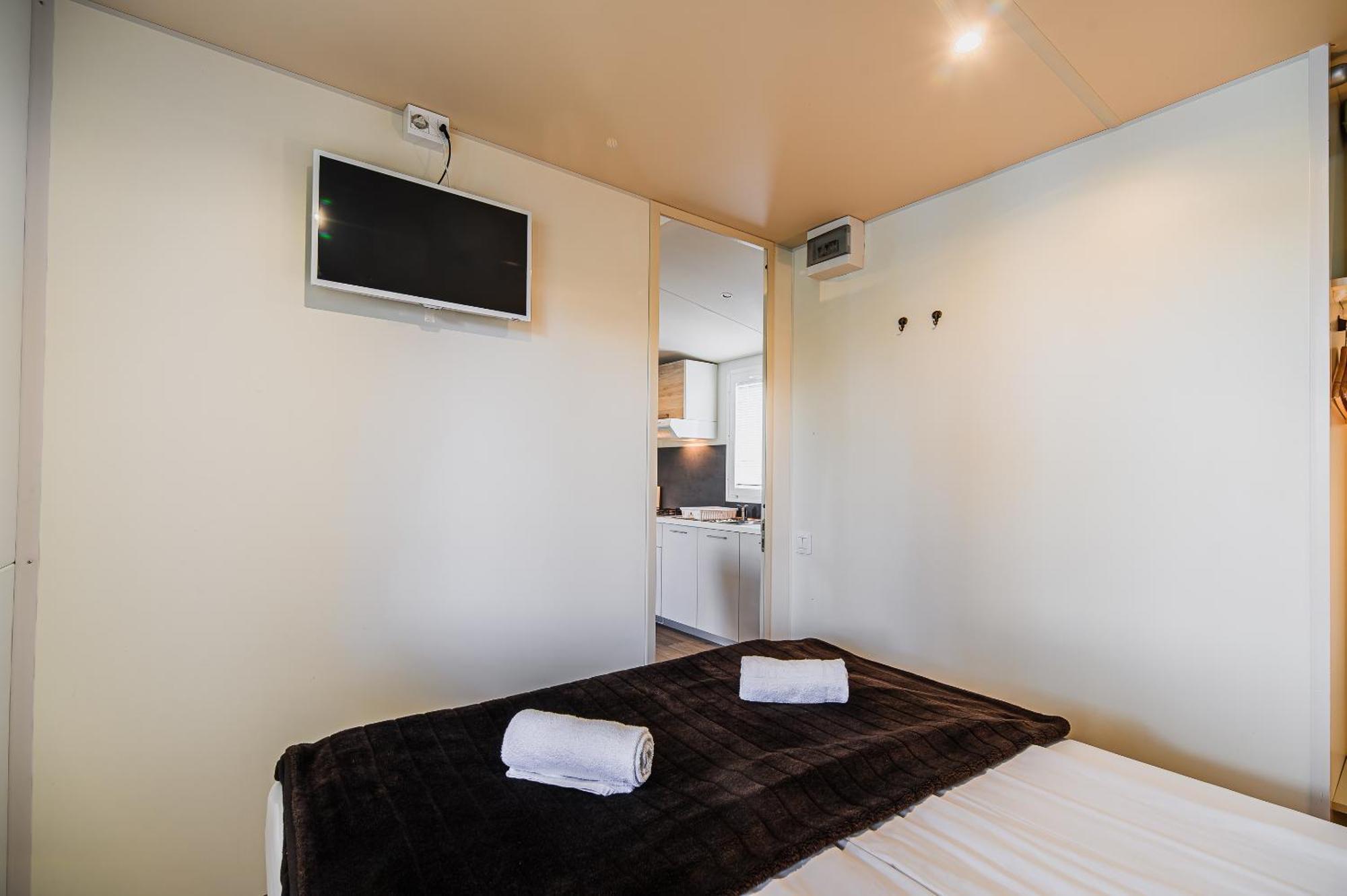 Lake View Mobile Homes With Thermal Riviera Tickets In Terme Catez Čatež ob Savi Kültér fotó