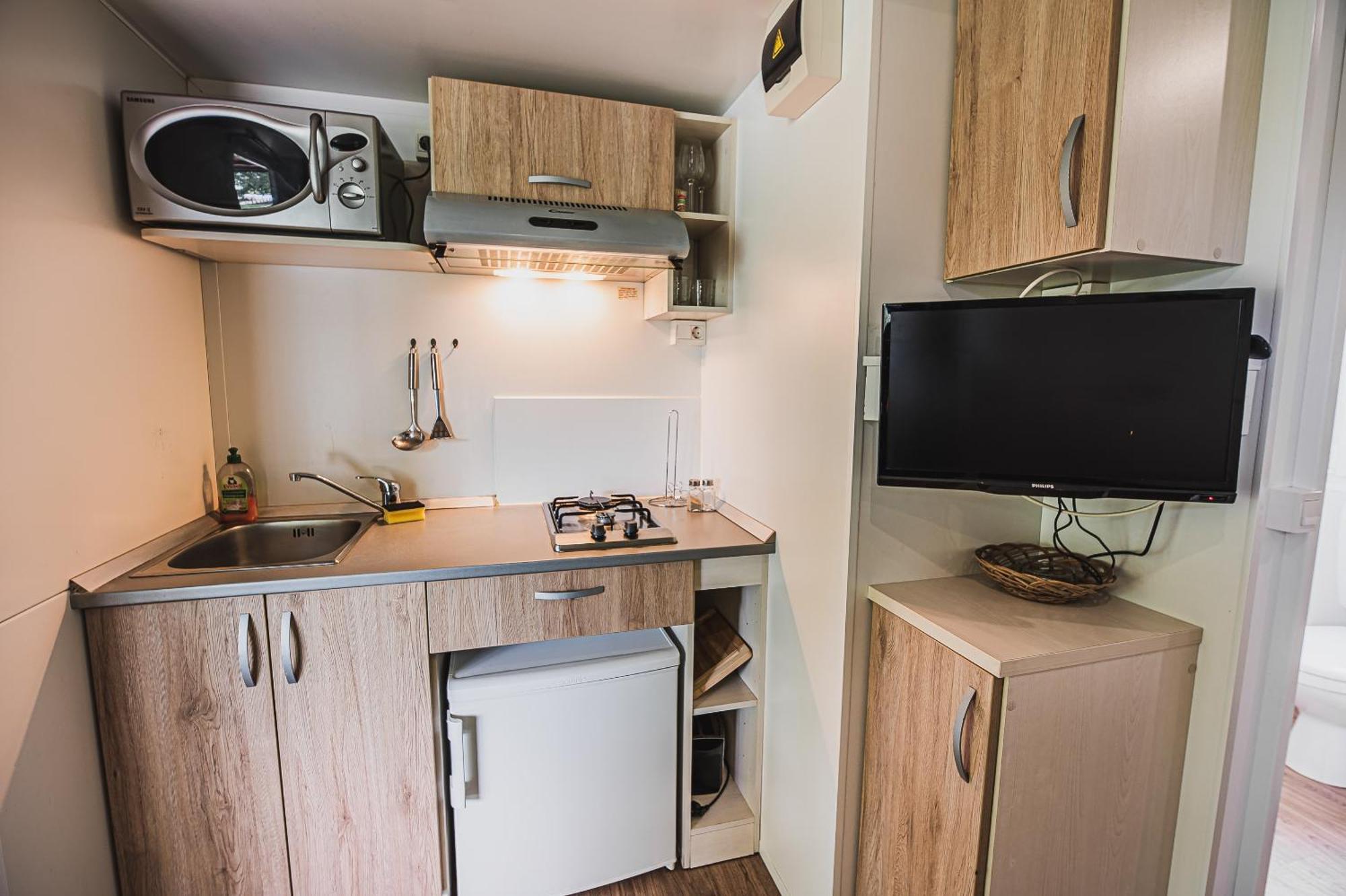 Lake View Mobile Homes With Thermal Riviera Tickets In Terme Catez Čatež ob Savi Szoba fotó