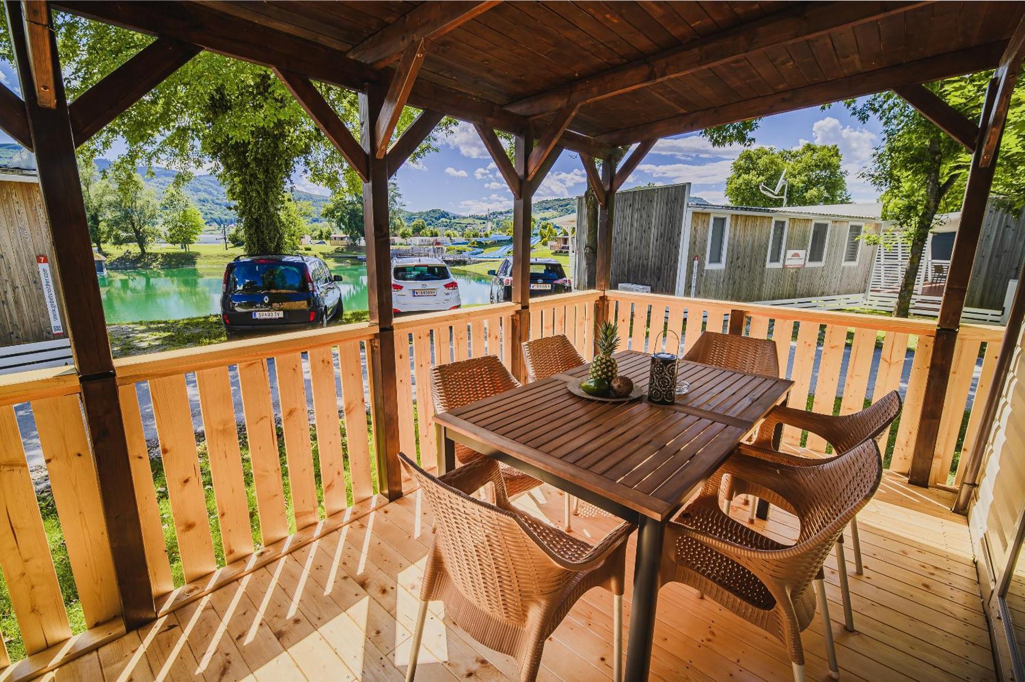 Lake View Mobile Homes With Thermal Riviera Tickets In Terme Catez Čatež ob Savi Szoba fotó